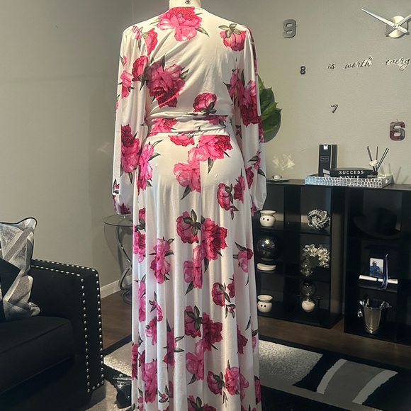 Plus Size -2pc Floral Skirt Set - Picture 10 of 14